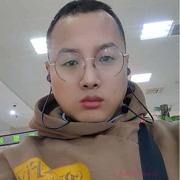 43岁岁内蒙古单身帅哥 - 万宁吉缘网